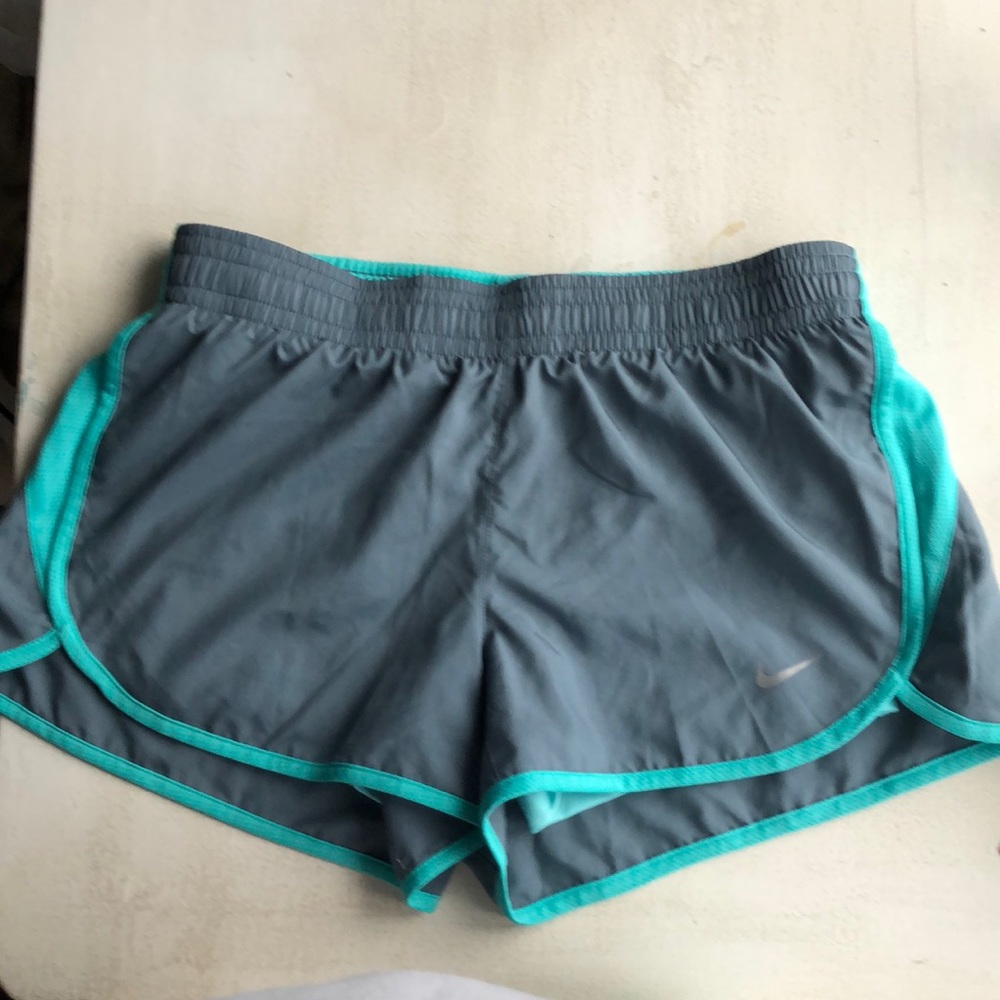 Nike dri fit athletic shorts blue/gray small